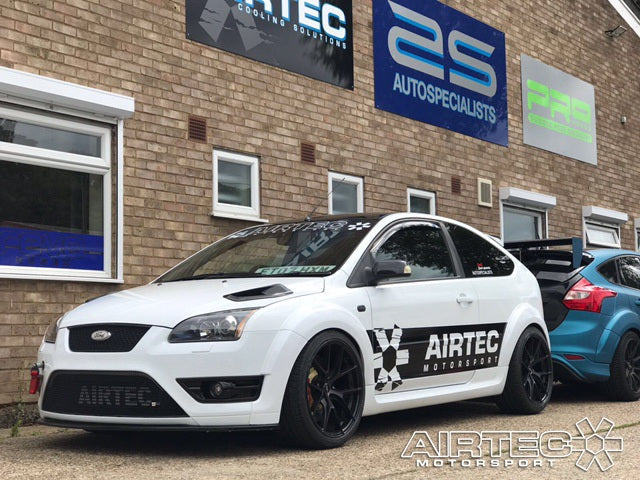 Ford Focus MK2 pre-facelift (2000-2004) WRC-style bonnet vents, SKU 000035