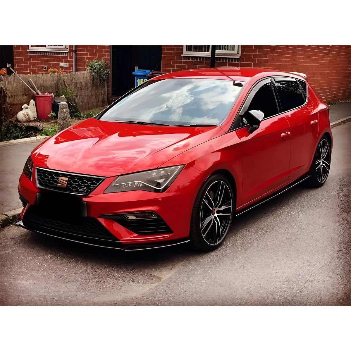 SEAT Leon MK3 Cupra 5 Door Side Skirts, ABS Plastic