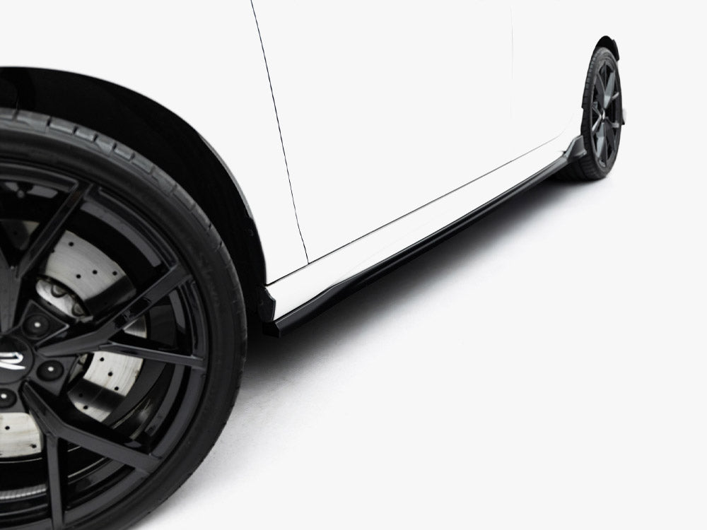 VW Golf R Mk8 Facelift 2024 Side Skirt Diffusers, Maxton Design