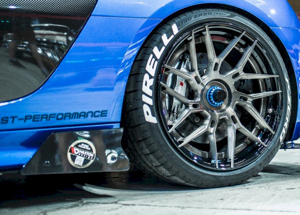 Audi R8 MK2 (2017+) Maxton Design Side Skirts & Diffuser Set