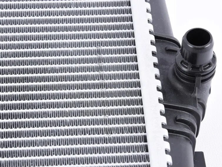 BMW F20 F21 F22 F30 F32 F36 F87 Remote Radiator 17118625447