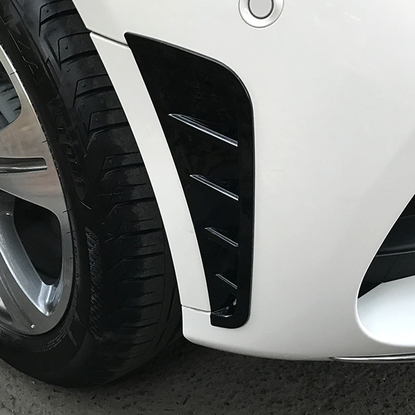 W205 C Class 19-21 AMG-line front bumper trims, gloss black