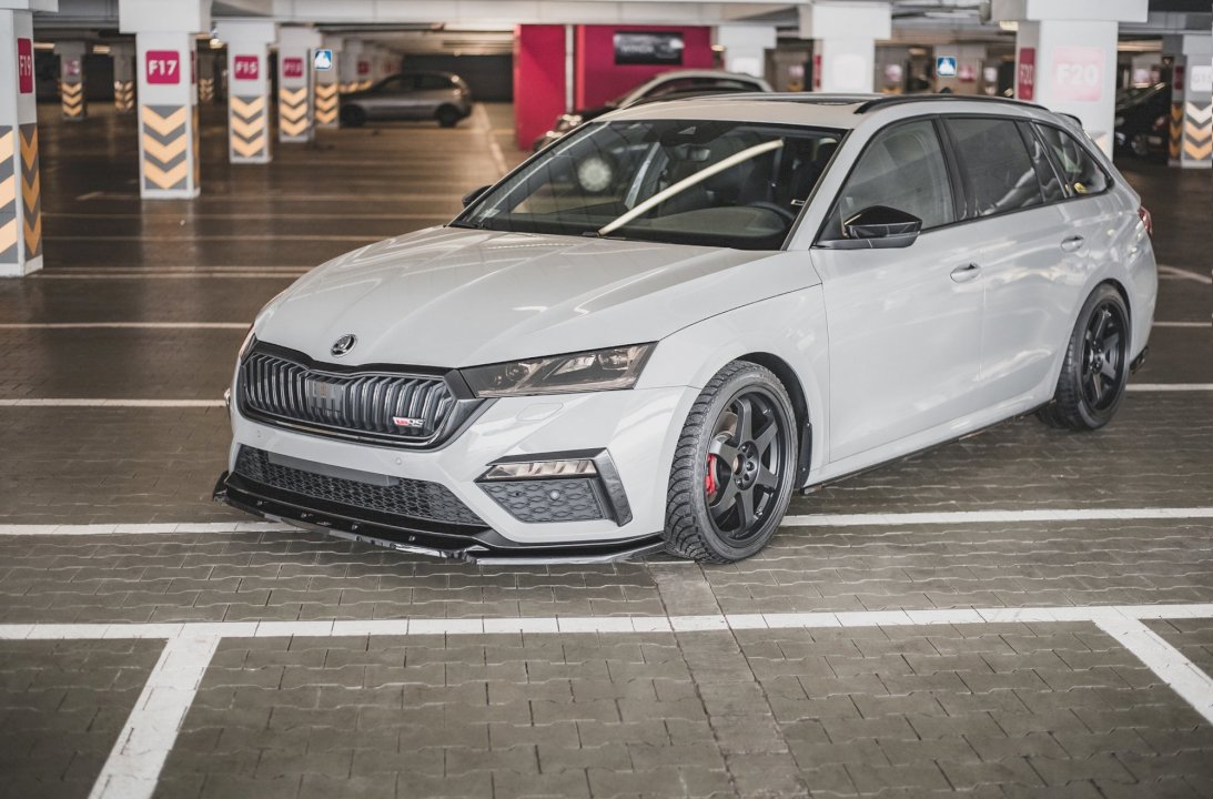 Skoda Octavia RS MK4 (2020-2024) Maxton Design Front Splitter V3