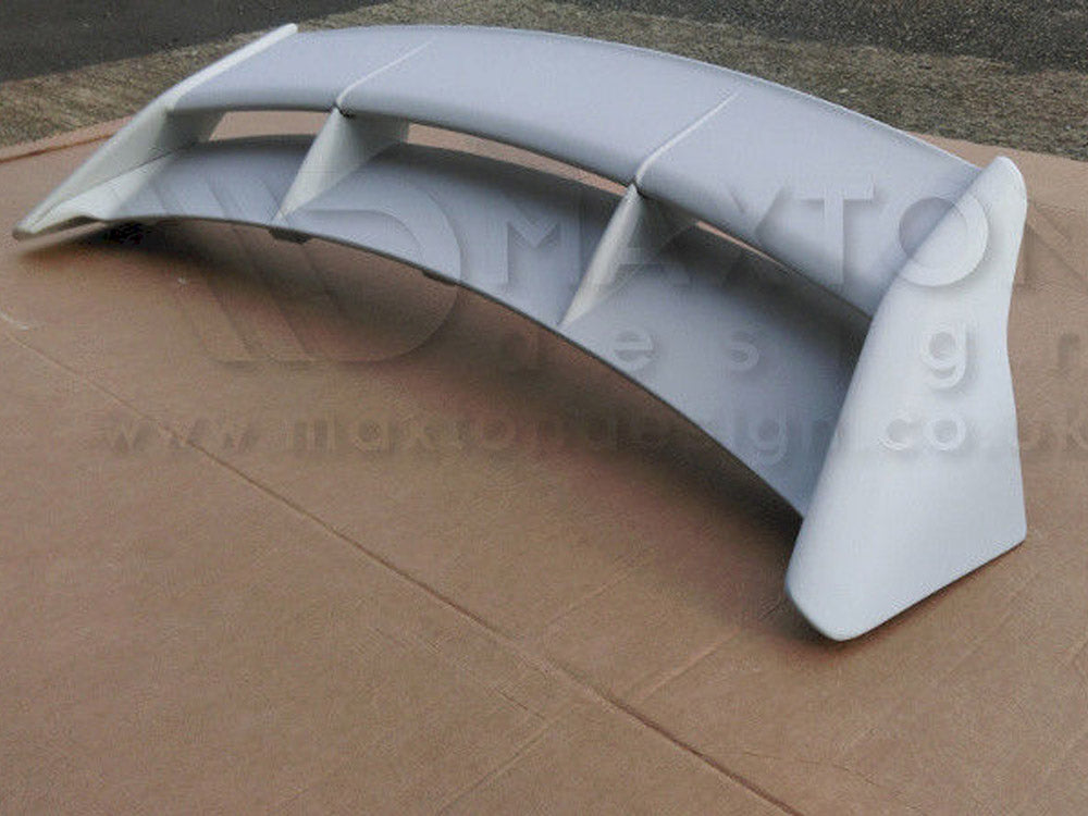 Ford Focus MK2 hatchback roof spoiler, Maxton Design RS look, primer painted