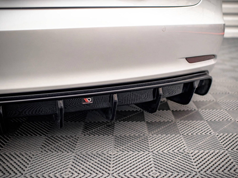 Tesla Model 3 (2017-2023) Maxton Design Rear Valance V.2