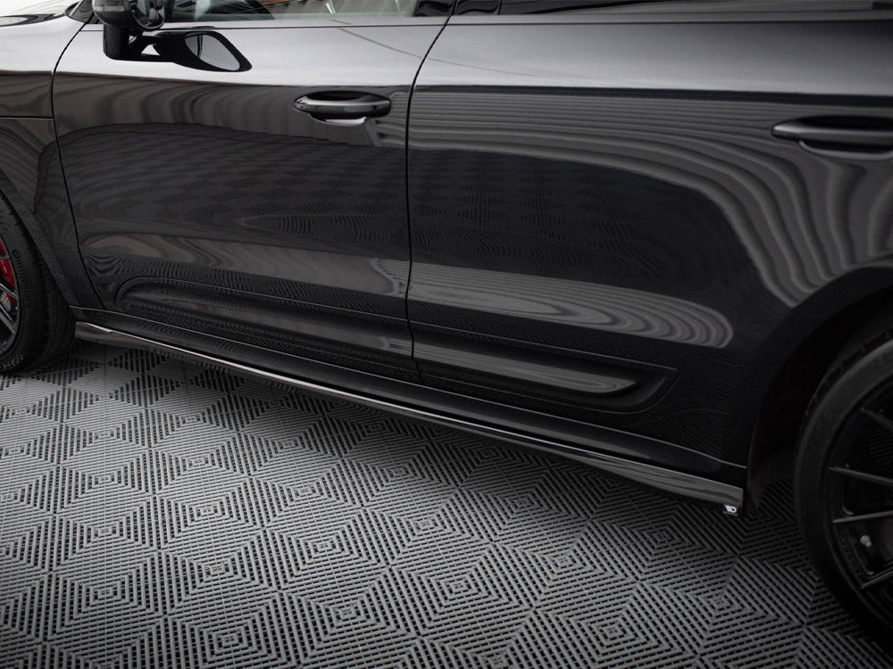 Porsche Macan T GTS Mk1 Facelift 2 (2021+) Maxton Design Gloss Black Side Skirts Diffusers