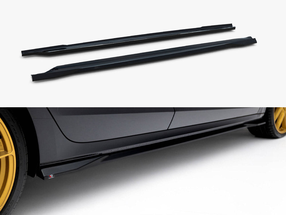 Skoda Octavia RS Mk4 Facelift 2024 side skirts, Maxton Design V.1, gloss black