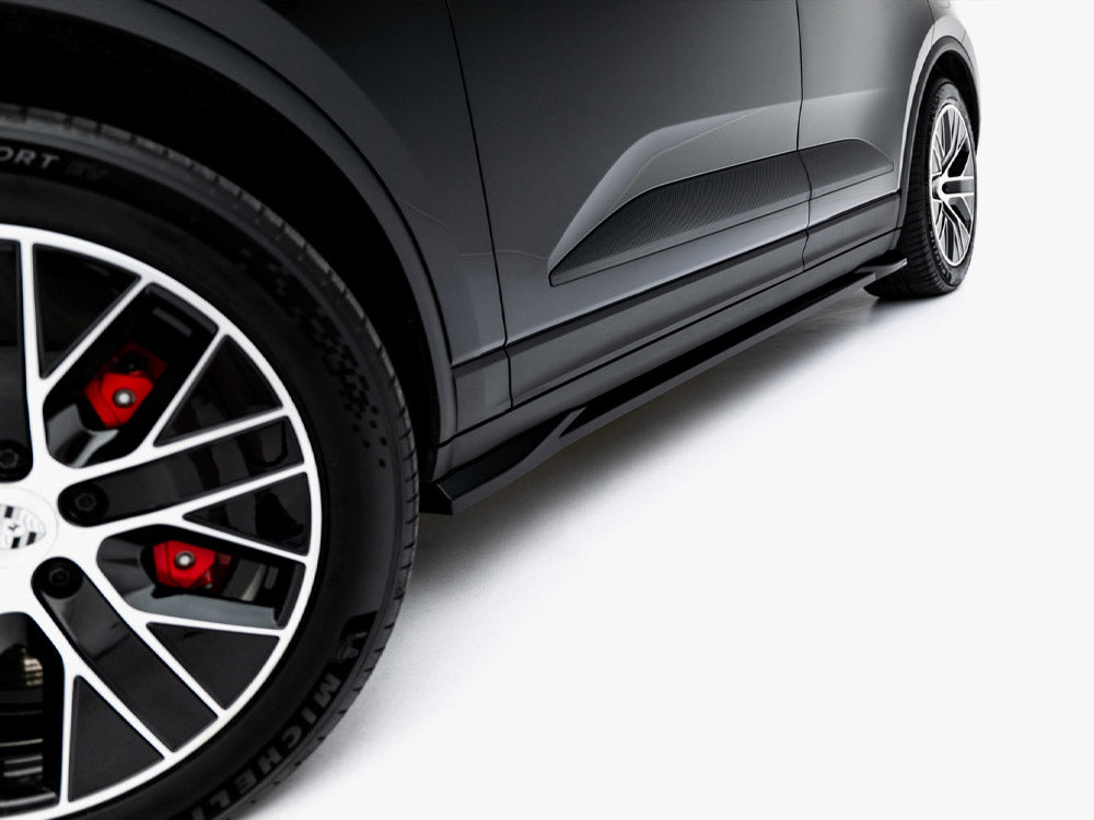Porsche Macan EV Mk1 2024 Maxton Design side skirts diffusers