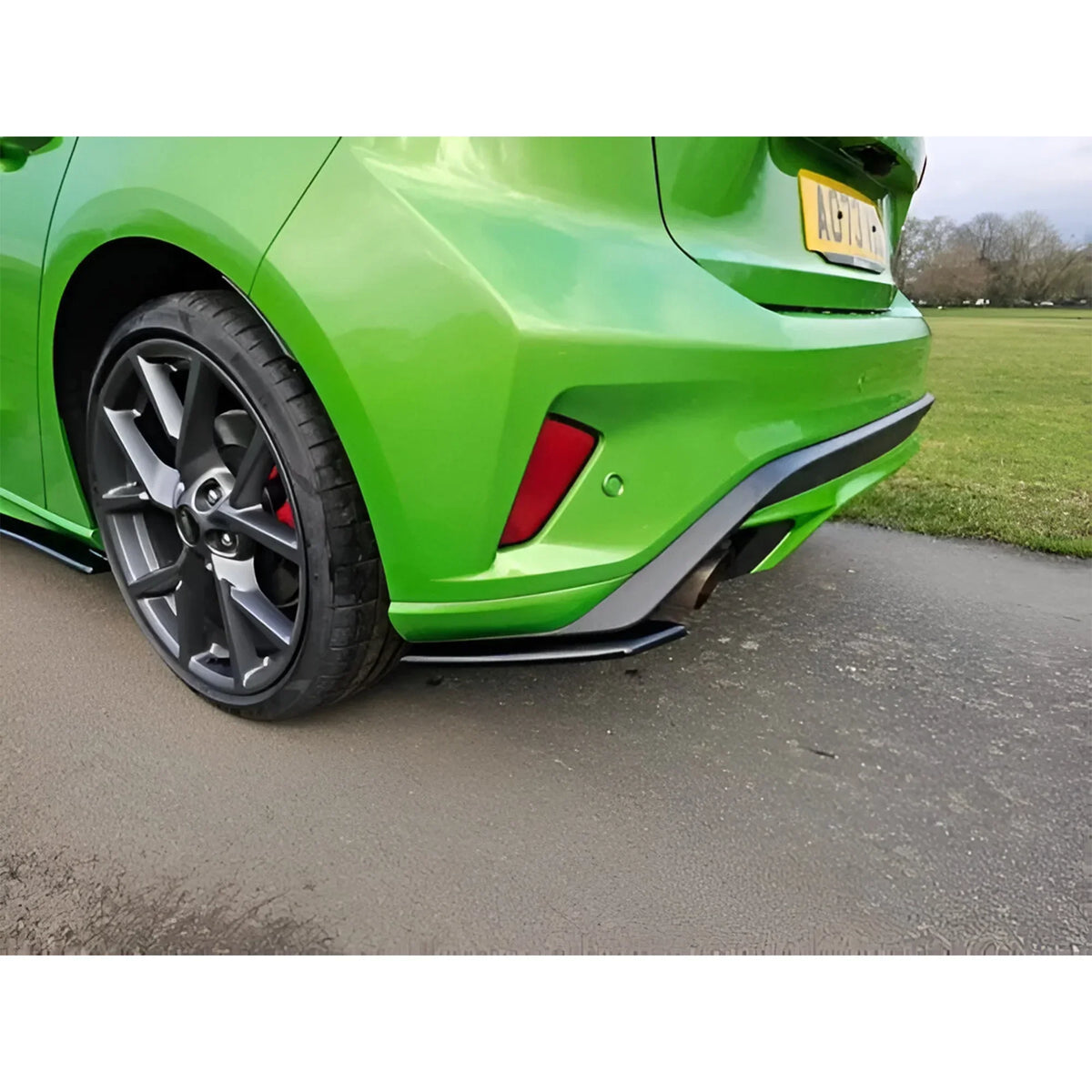 Ford Focus MK4 ST ST-Line Gloss Black Bodykit