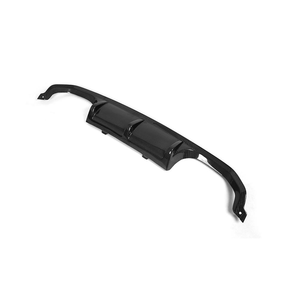 BMW M4 F82 MP-style full carbon fibre kit, front splitter, side skirts, diffuser, V spoiler