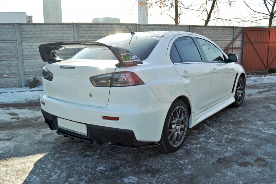 Mitsubishi Lancer Evo X (2007-2015) Maxton Design Central Rear Splitter with Vertical Bars