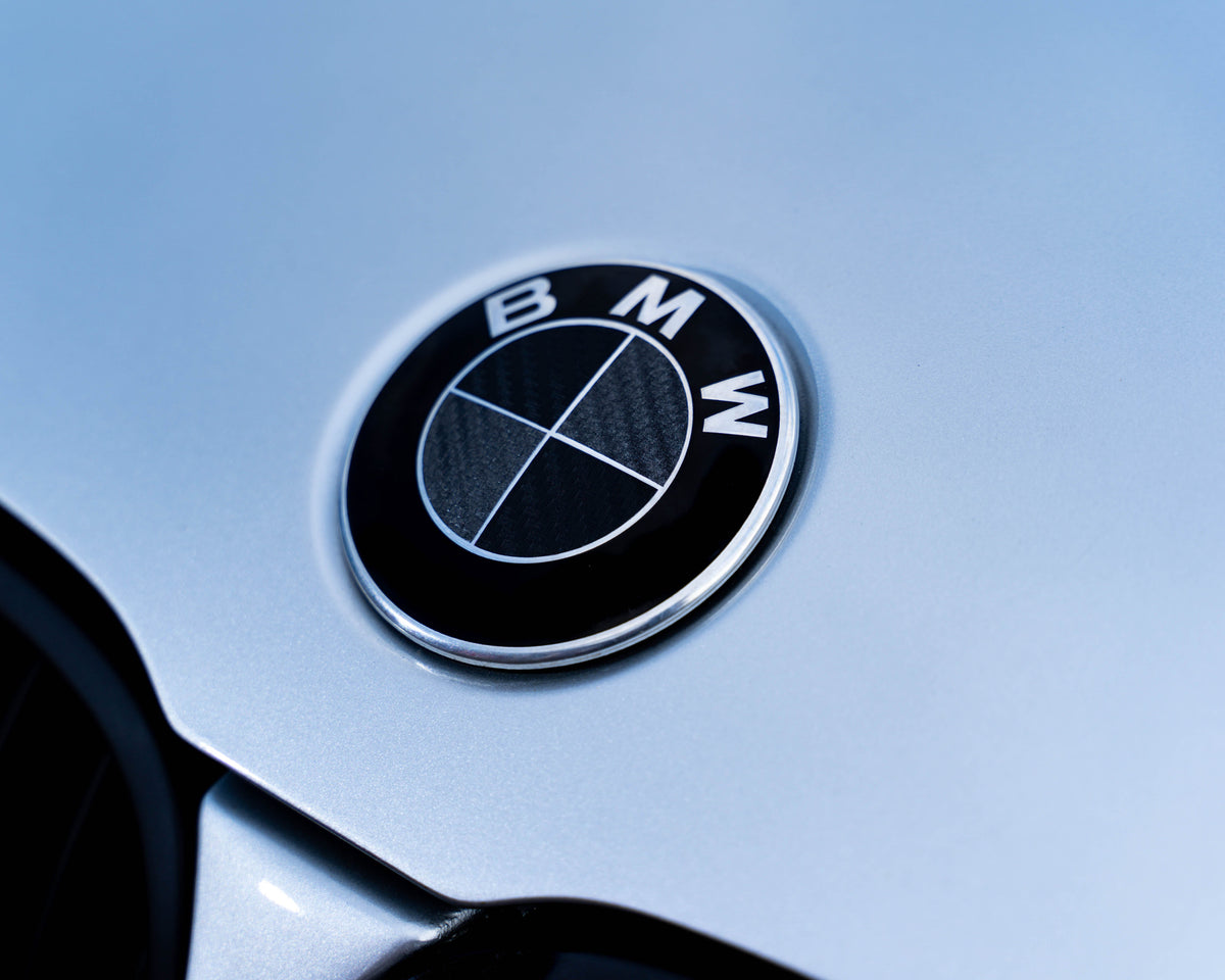 BMW Badge Emblem Overlay Kit - Black Carbon & Dark Grey Vinyl Wrap