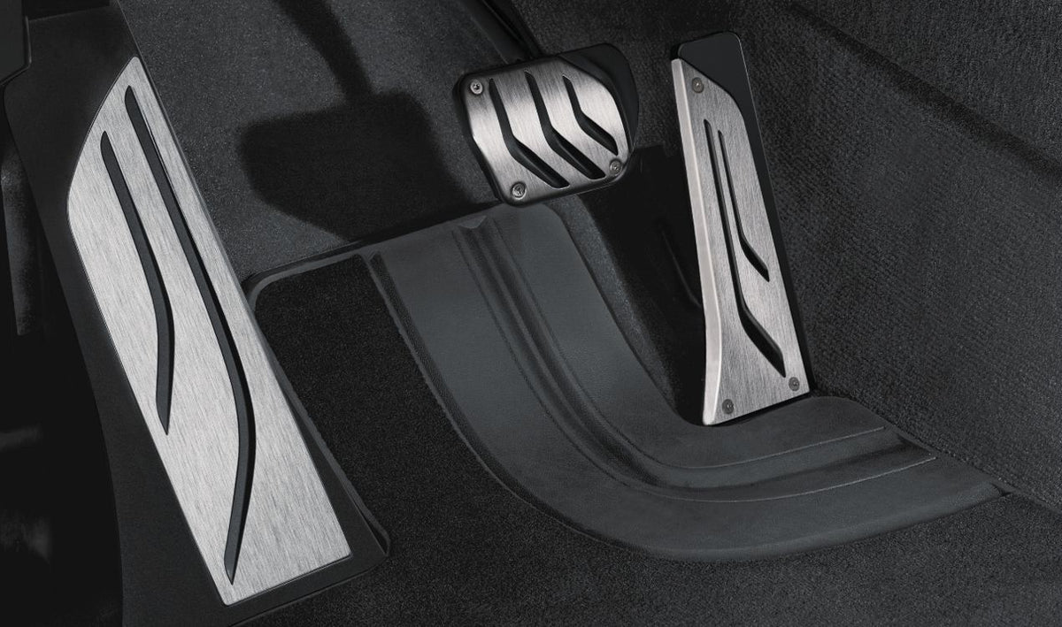 F20 F21 F22 F23 F30 F31 F34 F32 F33 F36 F80 F82 F83 F87 BMW dead pedal cover 51472413361