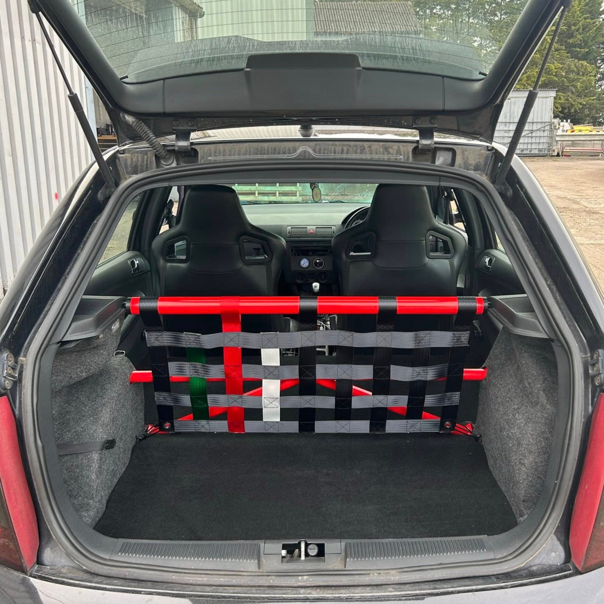Skoda Fabia vRS Mk1 6Y strut bar and cargo net kit