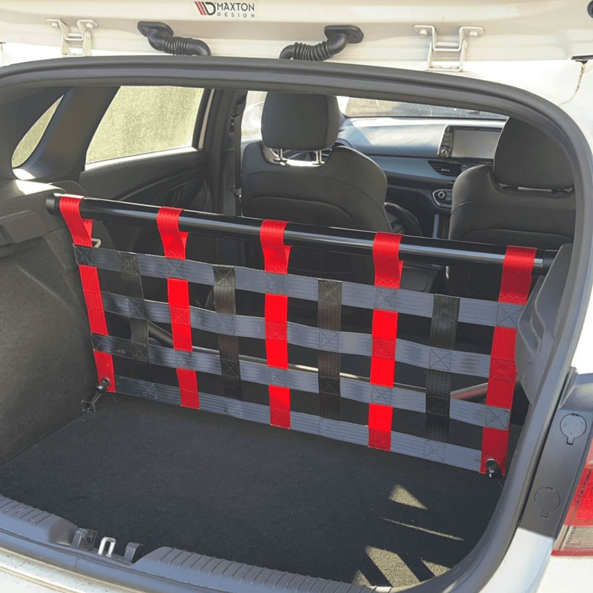 Hyundai i30N hatchback 2017-present strut bar & cargo net kit