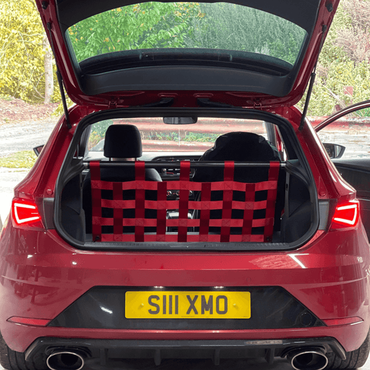 SEAT Leon Mk3 Cupra 5F strut bar and cargo net kit