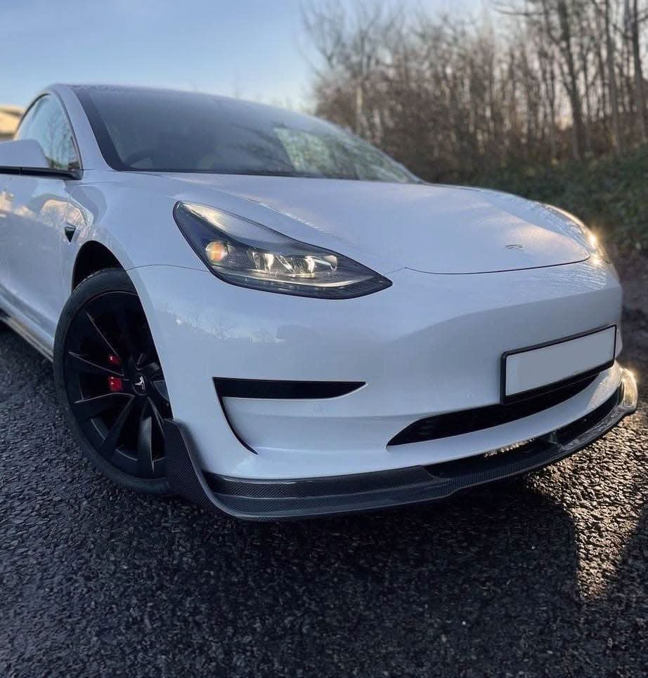 Tesla Model 3 2016-2023 V Style Carbon Fibre Front Splitter
