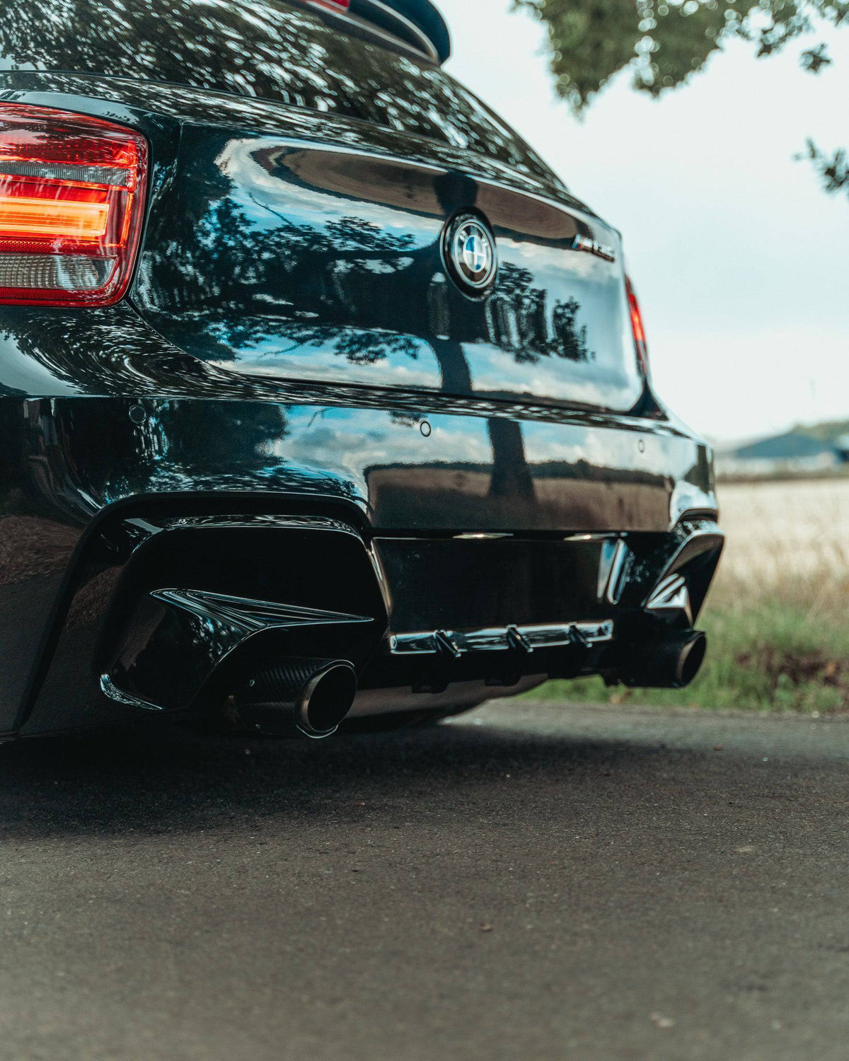 F20 F21 Pre-LCI ZAERO EVO-1 Gloss Black Body Kit 4-Piece (Front Lip, Side Skirts, Rear Diffuser, Spoiler) - Part No. ZE-F20-GB