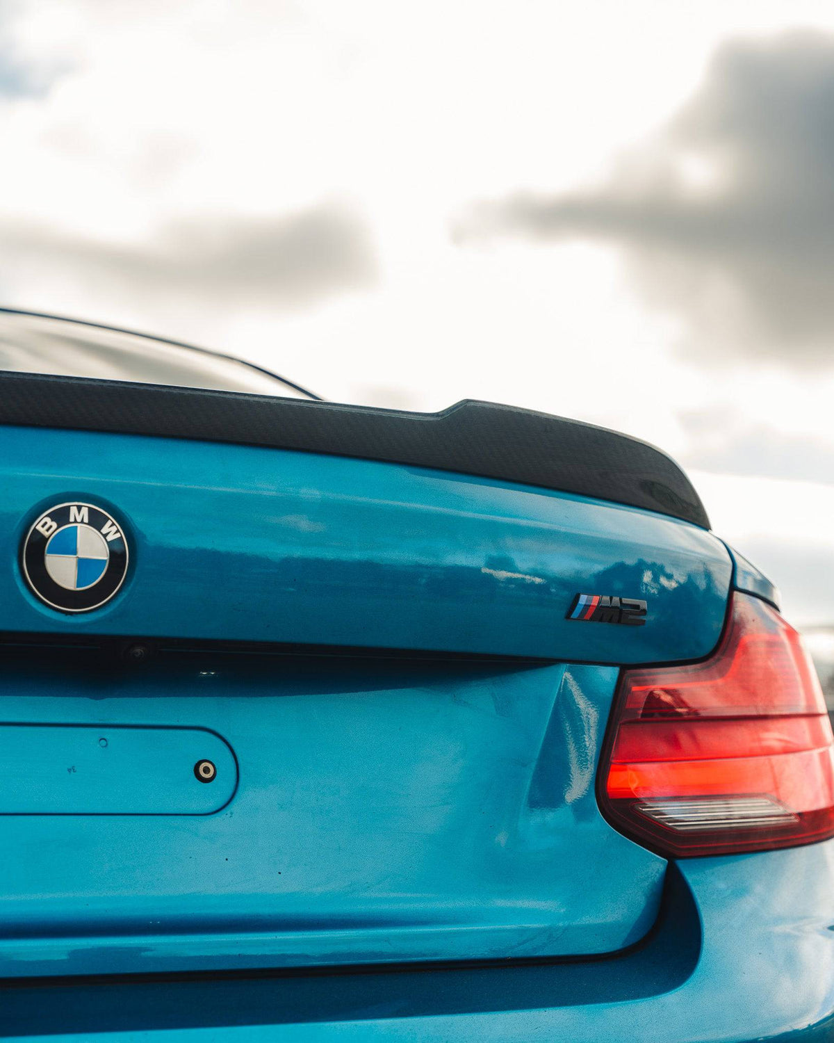 F87 M2 F22 2 Series CS Style Pre-Preg Carbon Rear Boot Lip Spoiler TRE-RLP01