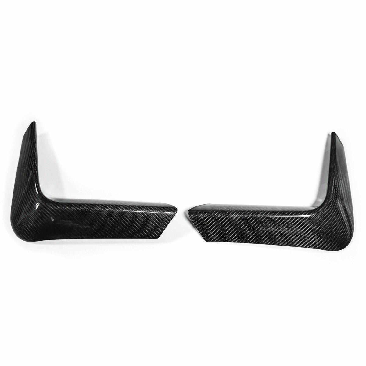 F80 F82 BMW M3 M4 Rear Bumper Corner Covers - TRE Pre-Preg Carbon Fibre 2x2 Twill, Part No. TRE-F8X-CORNER