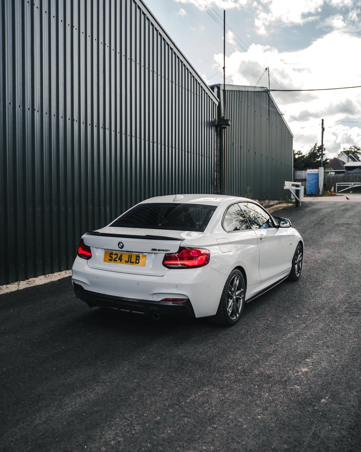 F22 BMW 2 Series Carbon Fibre Body Kit - Front Splitter Rear Diffuser Spoiler Grilles Mirror Covers