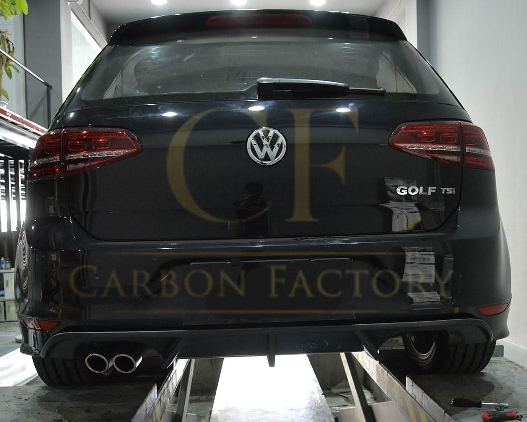 VW Golf MK7 R 2014-2017 V-style carbon fibre rear diffuser