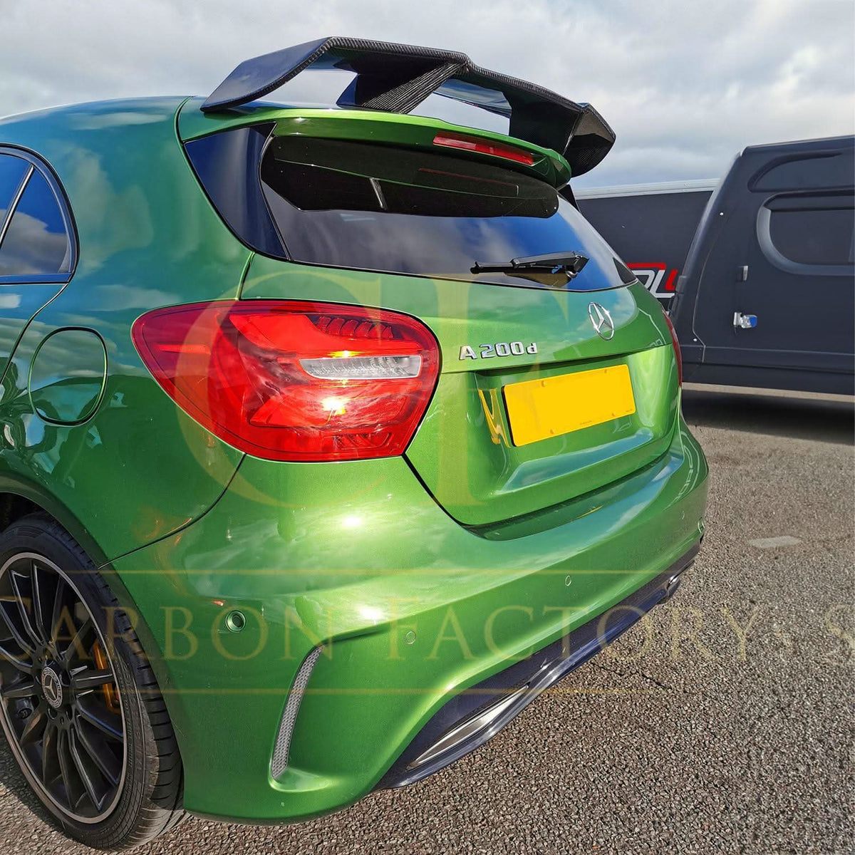 W176 A-Class RZ Style Carbon Fibre Roof Spoiler