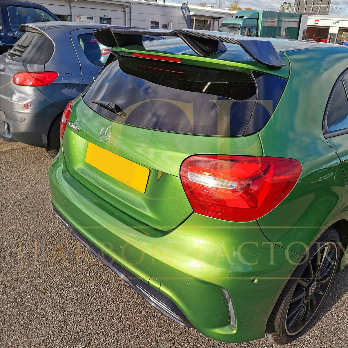 W176 A-Class RZ Style Carbon Fibre Roof Spoiler