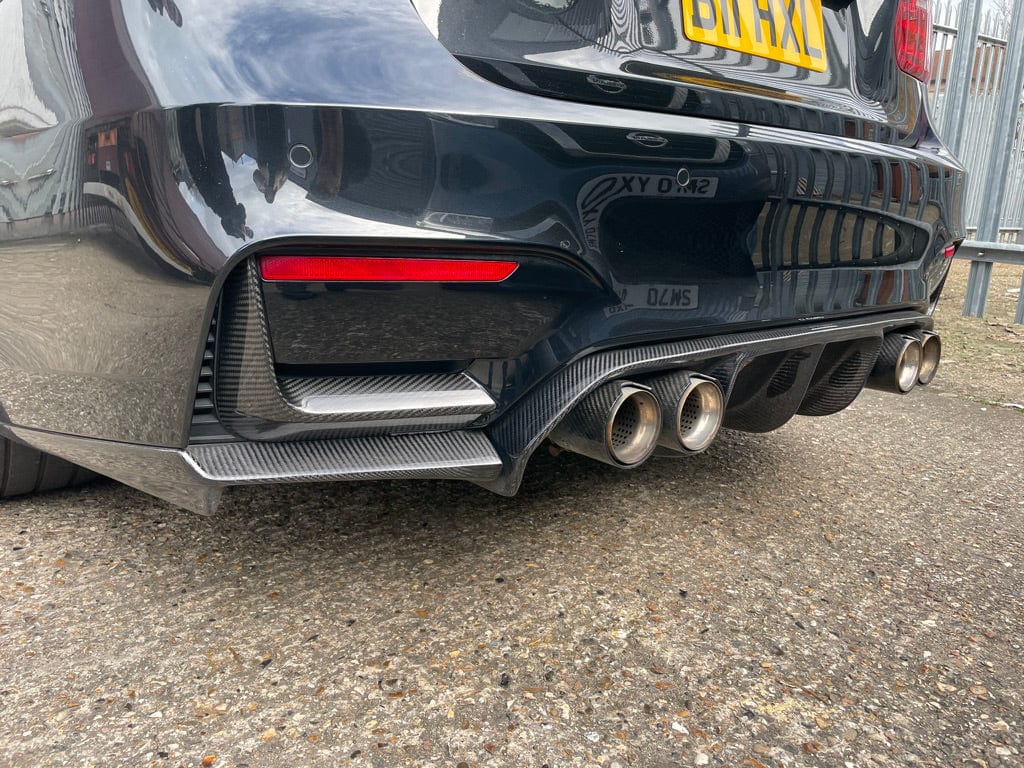 BMW M4 F82 Full Carbon Fibre Body Kit V1