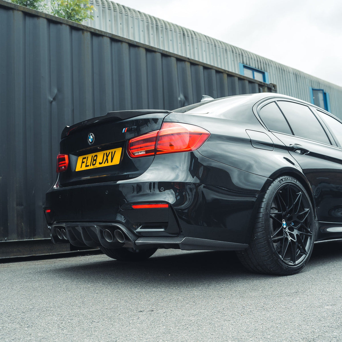 F80 M3 & F30 3 Series CT Carbon V-Style Spoiler