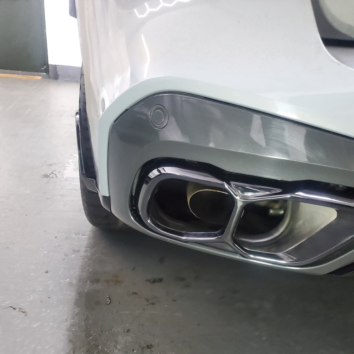 BMW G05 X5 (2023-Present, M Sport) Gloss Black Exhaust Tips