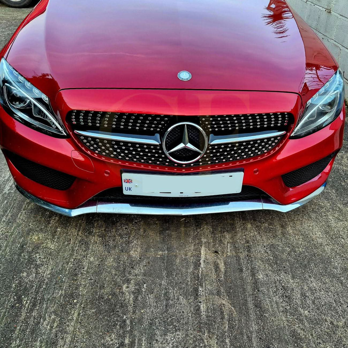 W205 C-Class Diamond Front Grille - Gloss Black, Direct Fit