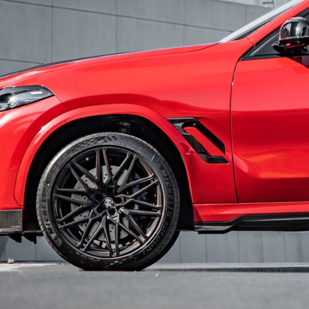BMW F96 LCI X6M 2020-present SQ-style pre-preg carbon side fender trims